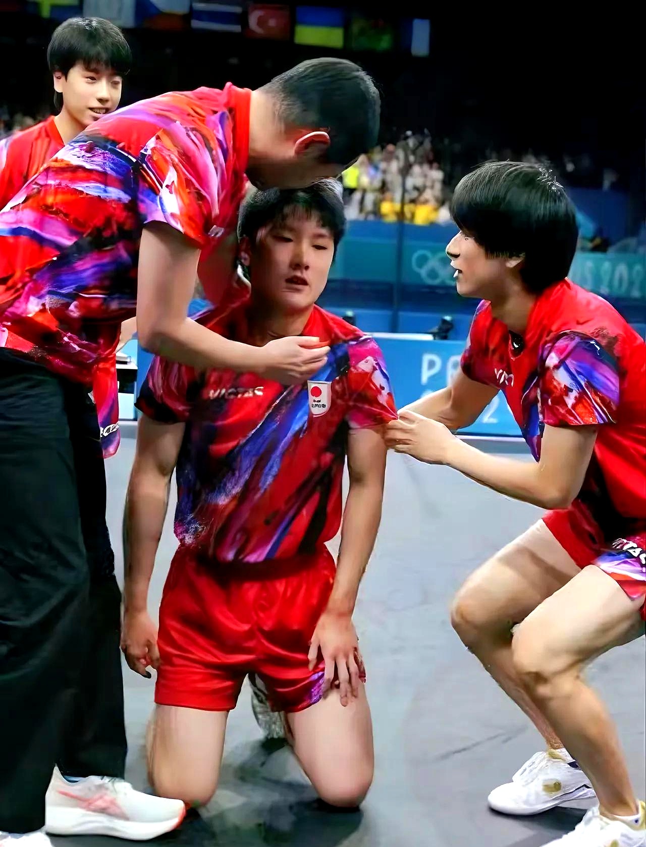 波兰队逆转中国队,张本智和点燃赛场 波兰队逆转中国队,张本智和点燃赛场